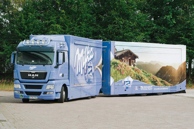 Schokolade Milka Truck International Roadshow Marketing B2C Alpen Image 1