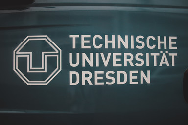 Logo TU-Dresden Image 12