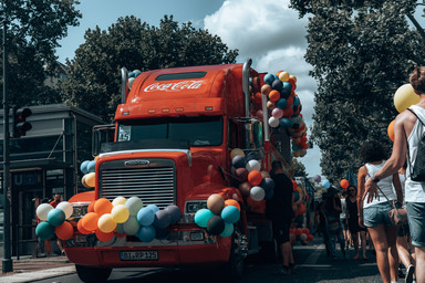 csd parade truck, coca cola Image 2
