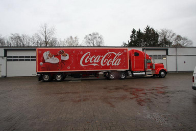 Die Vorbereitungen für die große Coca Cola Weihnachtstruck-Tour 2016 laufen auf Hochtouren Image 1
