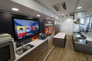 Showtruck for Edeka interior with show cooking for special guests  Image 8
