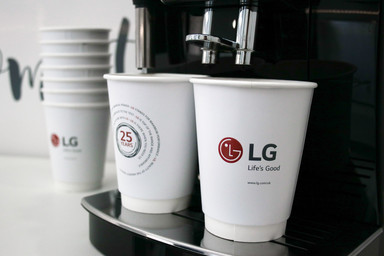 Kaffeemaschine im mobilen LG Showroom Image 9