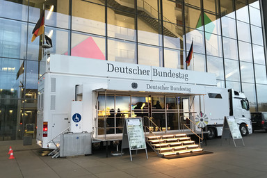 Deutscher Bundestag goes on Roadshow tour Image 1
