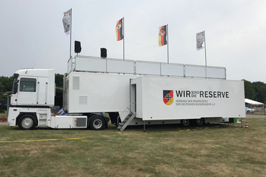 WIR SIND DIE RESERVE - WE ARE THE RESERVE - Lettering on the Showtruck for the German Reservistenmeisterschaft Image 4