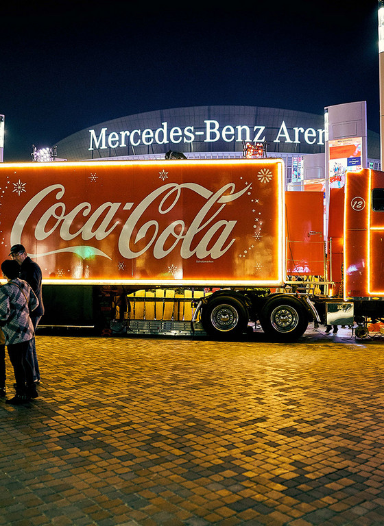 Coca-Cola Truck hell erleuchtet
