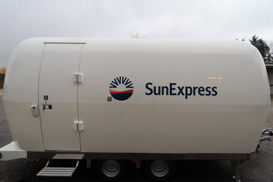 SunExpress macht Werbung mit unserem EggStreamerStage „L“  Image 2