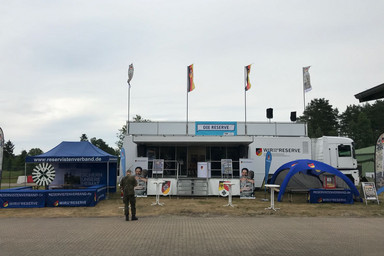 Unser Promotiontruck auf der Deutschen Reservistenmeisterschaft in Oldenburg Image 3