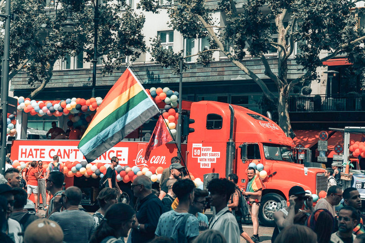 Coca-Cola Truck with ballons on CSD summer 2019 Image 8