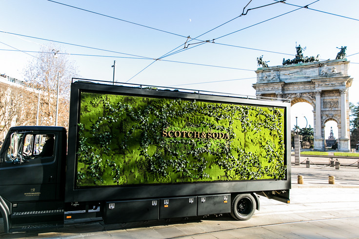 green Scotch & Soda InfoWheels in Milan Image 9