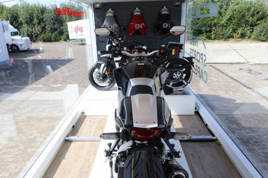 Honda Skyboxx with a motor cycle Image 7